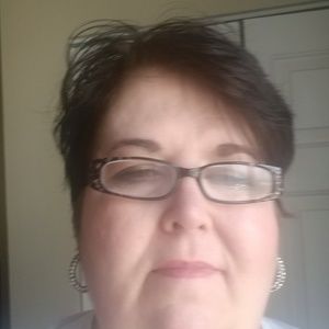 Meet your Posher, Sherry